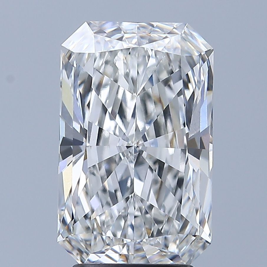 3.08 ct. radiant Lab Grown Diamond front image