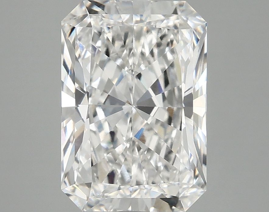 3.08 ct. radiant Lab Grown Diamond front image