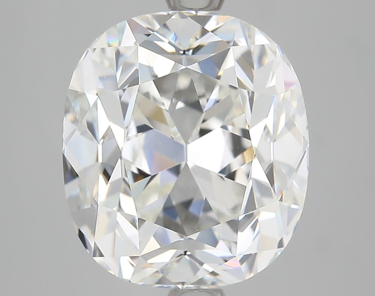 5.04 ct Cushion diamond