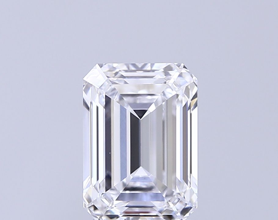 1.53 ct. emerald Lab Grown Diamond front image