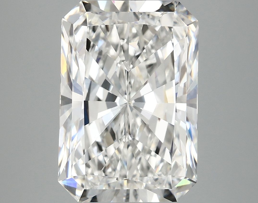 4.94 ct. radiant Lab Grown Diamond front image