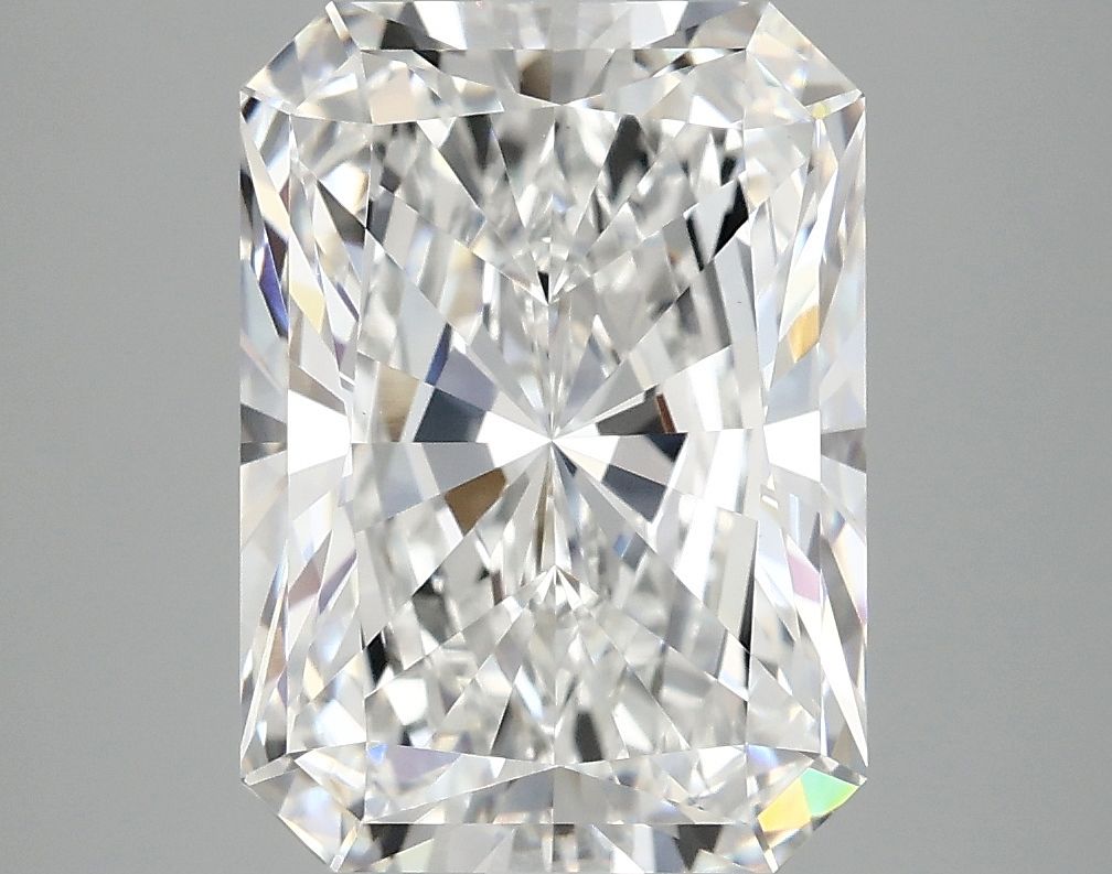 5.09 ct. radiant Lab Grown Diamond front image