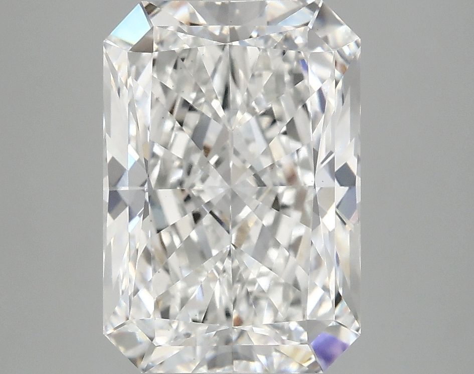 3.87 ct. radiant Lab Grown Diamond front image