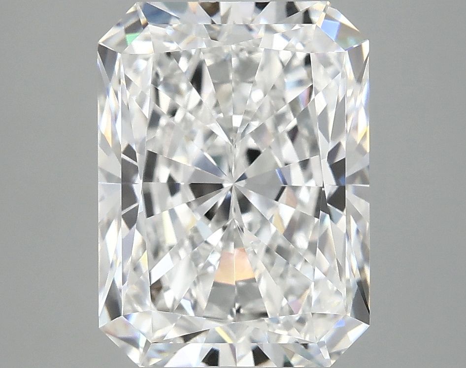 4.18 ct. radiant Lab Grown Diamond front image