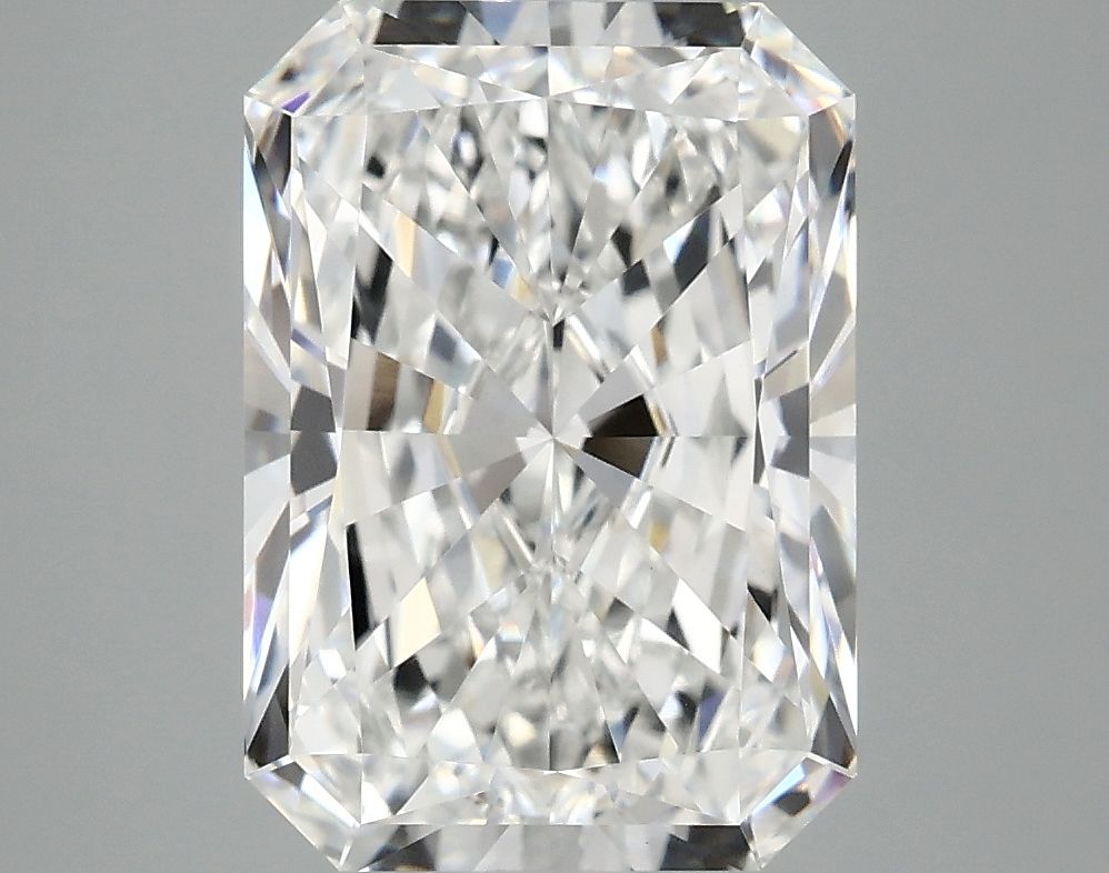 4.02 ct. radiant Lab Grown Diamond front image