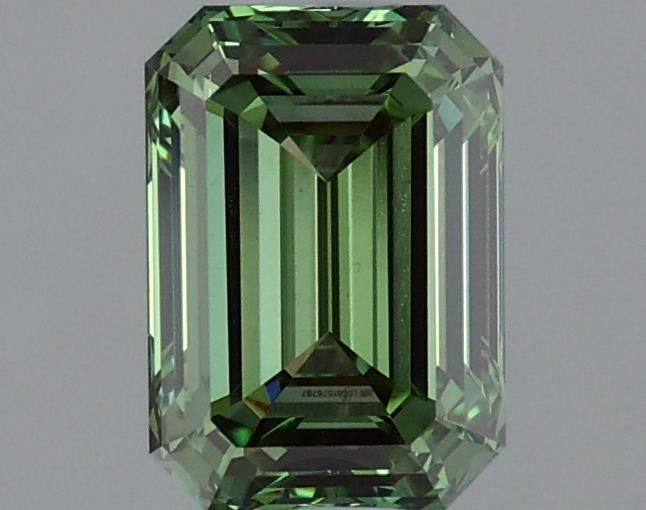 1 carat fancy vivid  green VS1 EX Cut IGI emerald diamond
