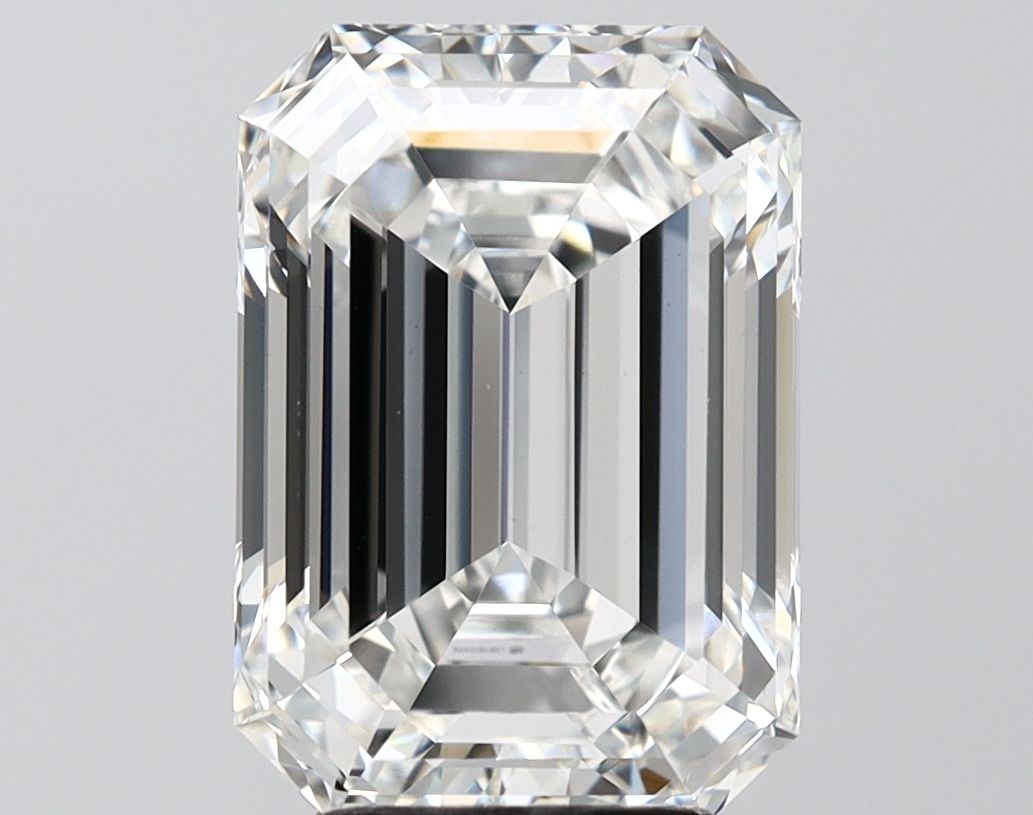5.08 ct. emerald Lab Grown Diamond front image