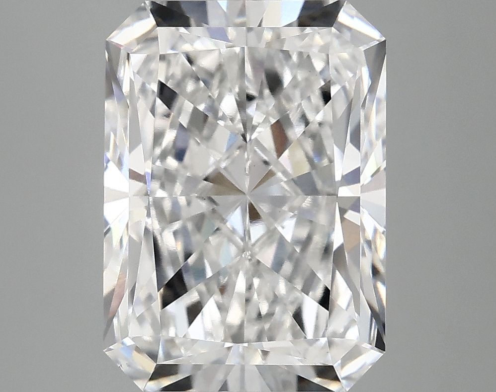 4.76 ct. radiant Lab Grown Diamond front image