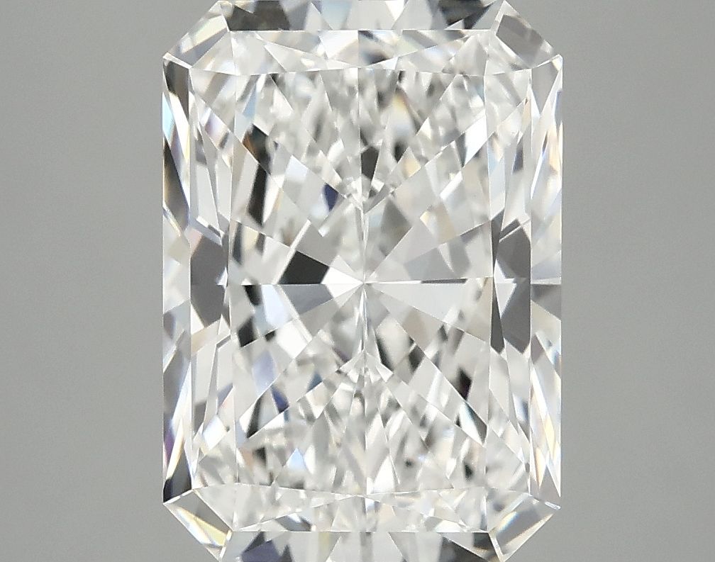 3.91 ct. radiant Lab Grown Diamond front image