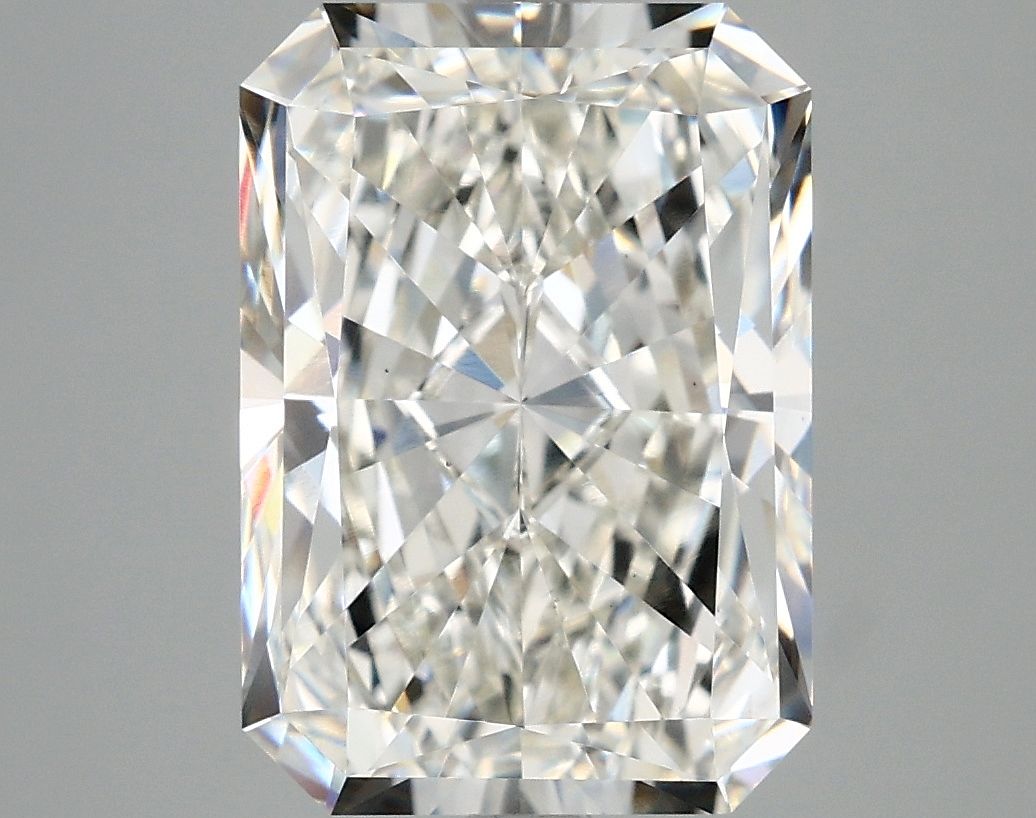 4.87 ct. radiant Lab Grown Diamond front image