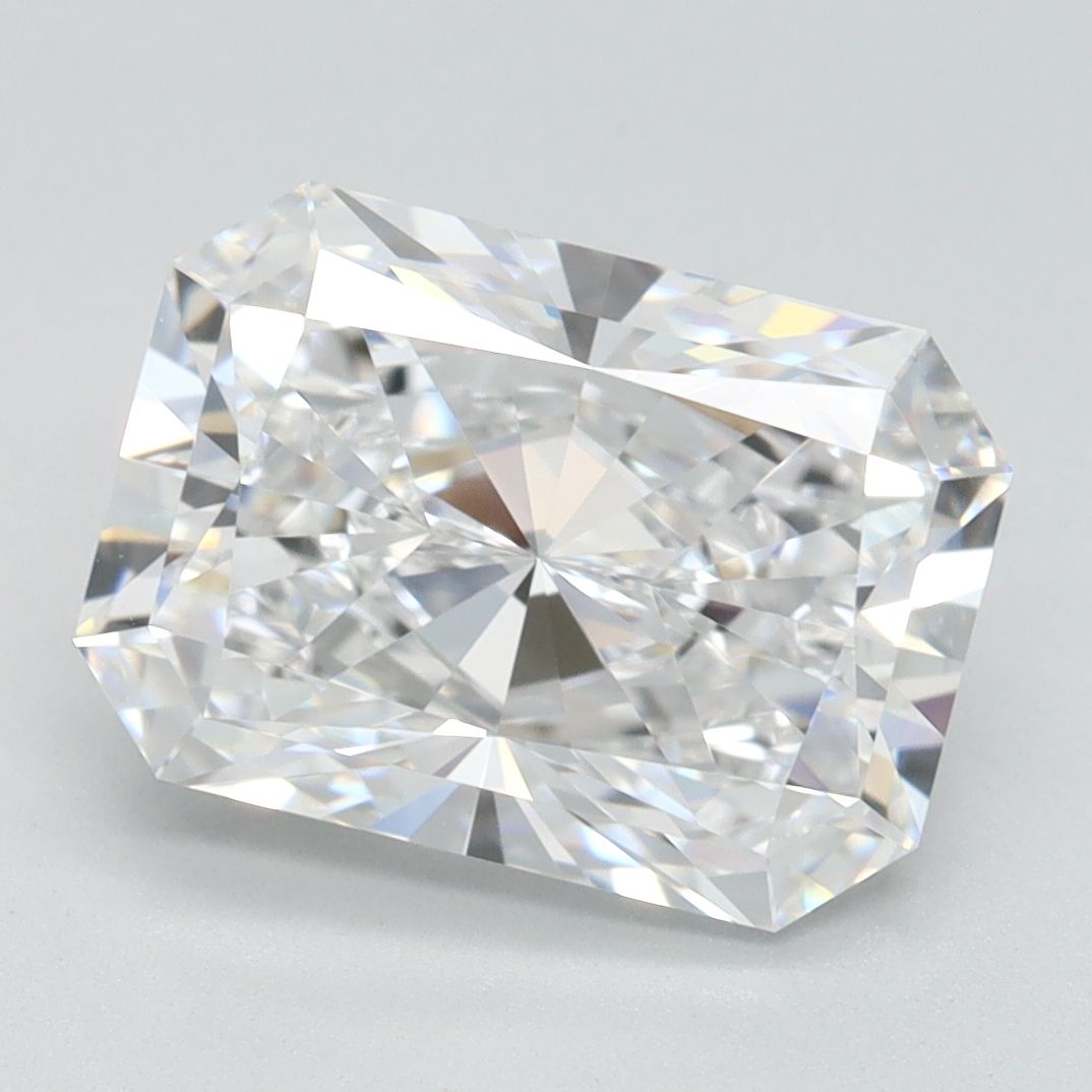 3.08 ct. radiant Lab Grown Diamond front image