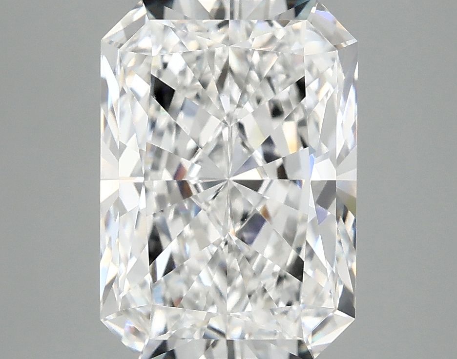 4.06 ct. radiant Lab Grown Diamond front image