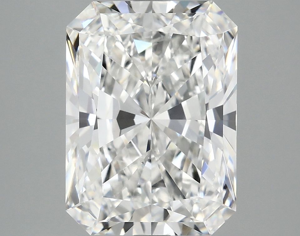 4.19 ct. radiant Lab Grown Diamond front image