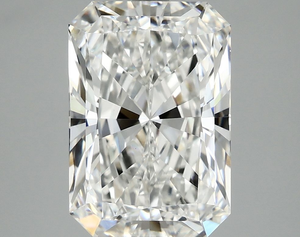 4.03 ct. radiant Lab Grown Diamond front image