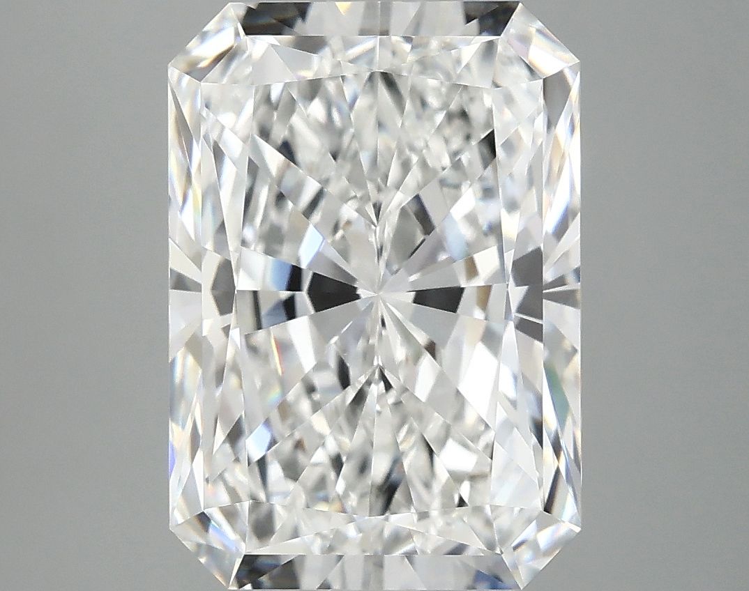 4.99 ct. radiant Lab Grown Diamond front image