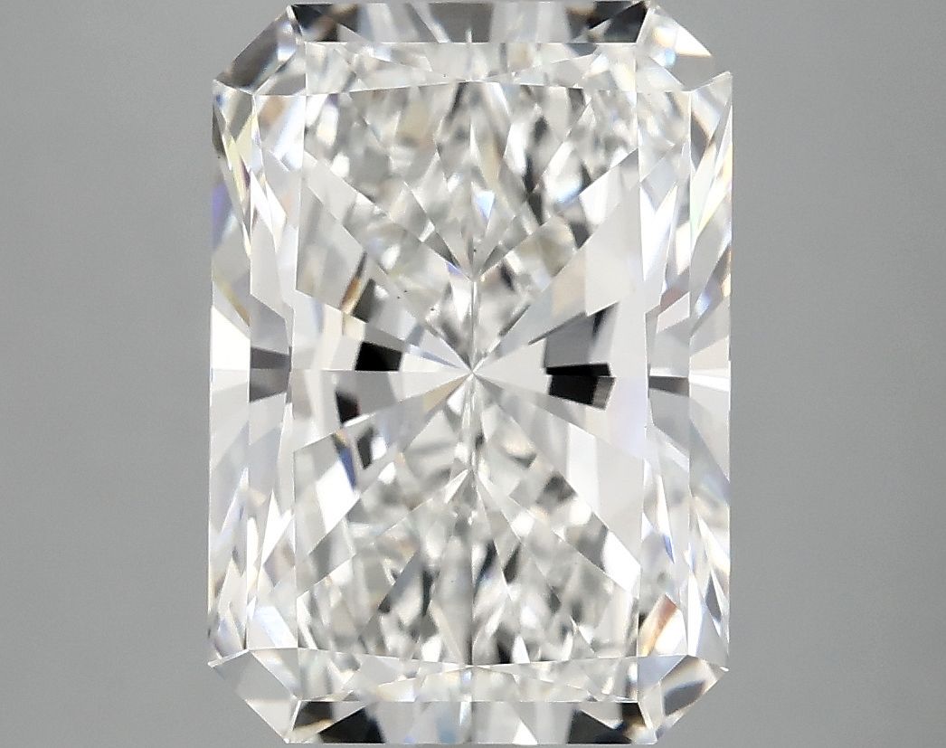 5.01 ct. radiant Lab Grown Diamond front image