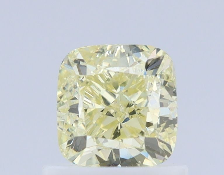 1 Carat Cushion brilliant Diamond Fancy Light Yellow VS2