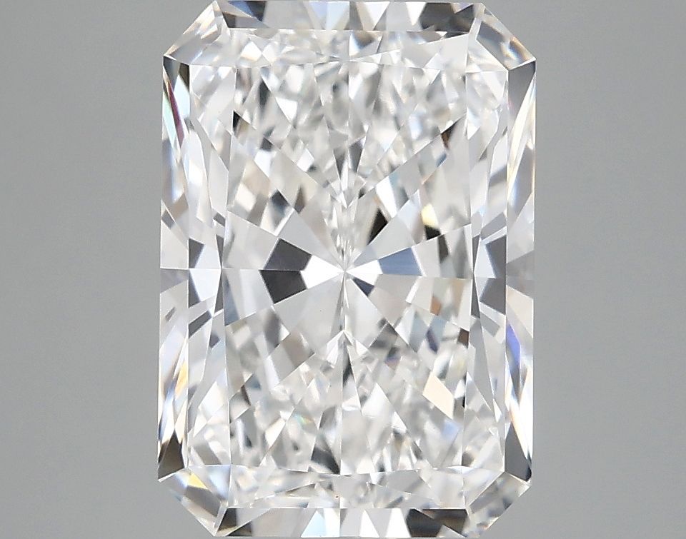 4.05 ct. radiant Lab Grown Diamond front image