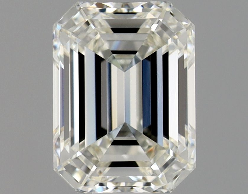 0.90 ct Emerald diamond