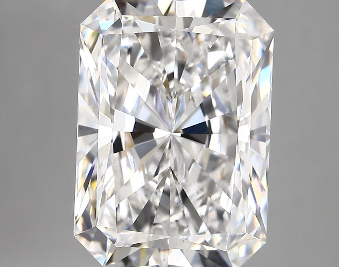6.19 ct. radiant Lab Grown Diamond front image