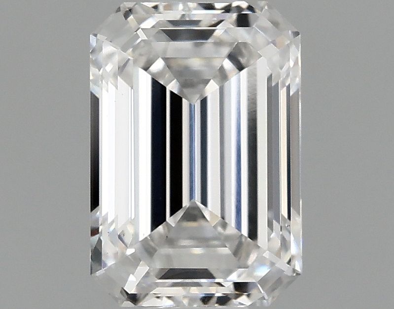 1.06 ct. emerald Lab Grown Diamond front image