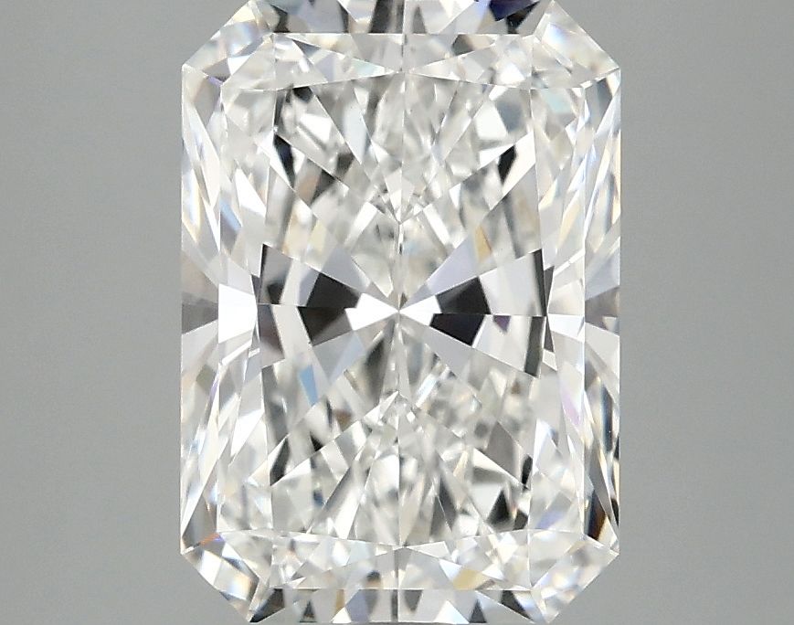 3.09 ct. radiant Lab Grown Diamond front image