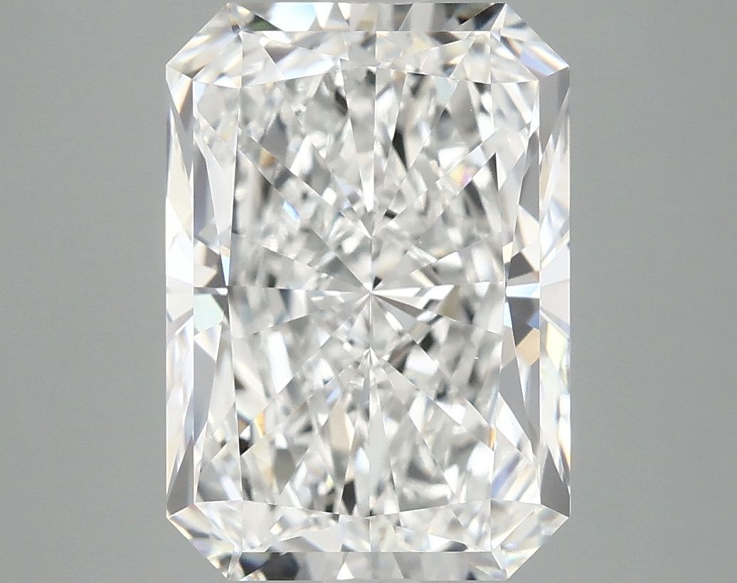 4.18 ct. radiant Lab Grown Diamond front image
