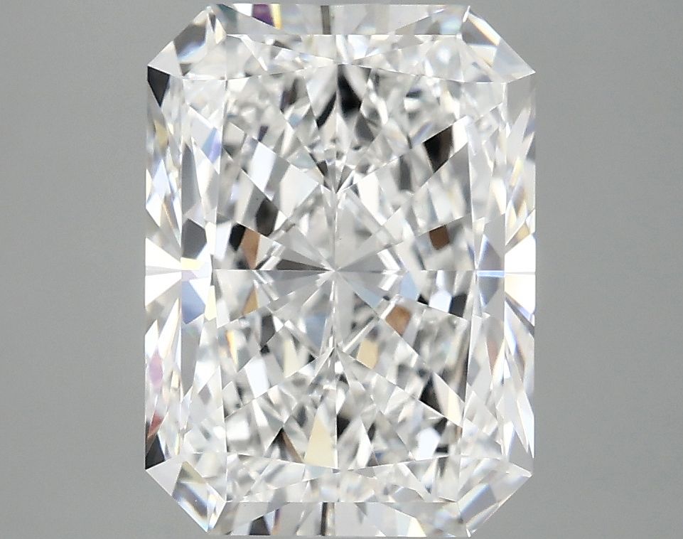 4.31 ct. radiant Lab Grown Diamond front image