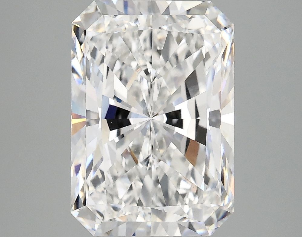 4.09 ct. radiant Lab Grown Diamond front image
