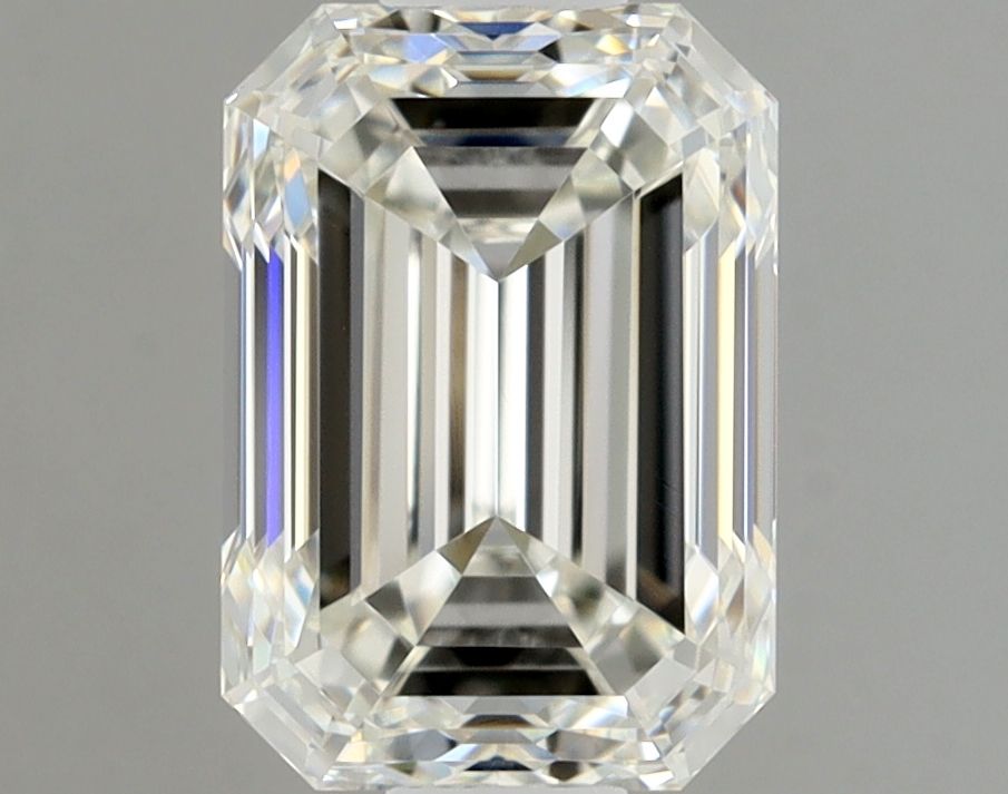 0.90 ct Emerald diamond