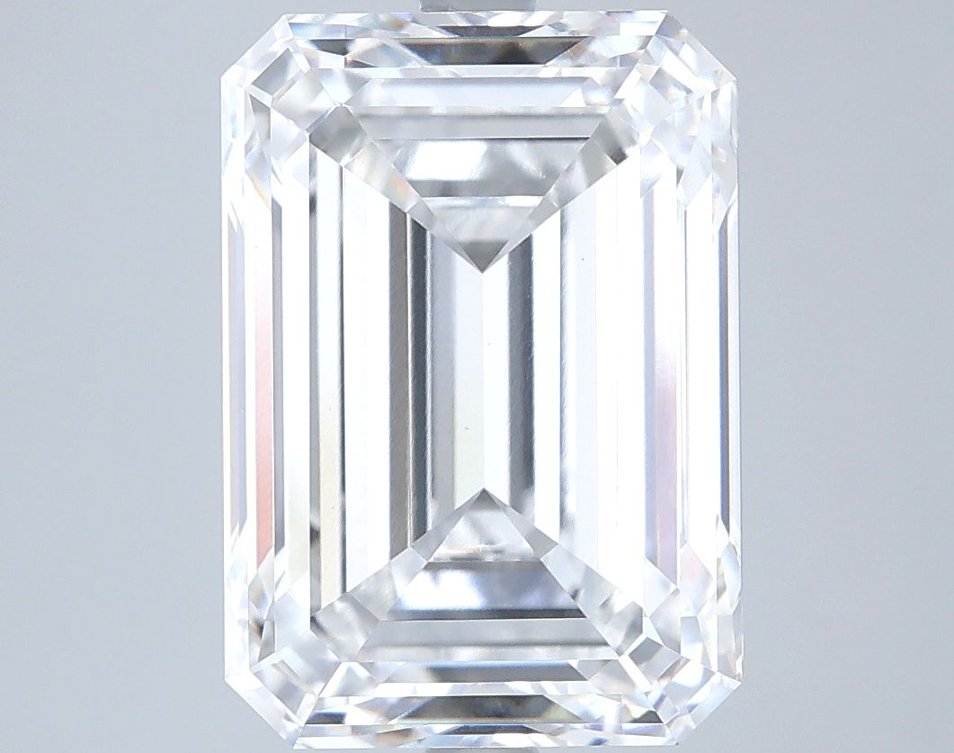 6.55 ct. emerald Lab Grown Diamond front image