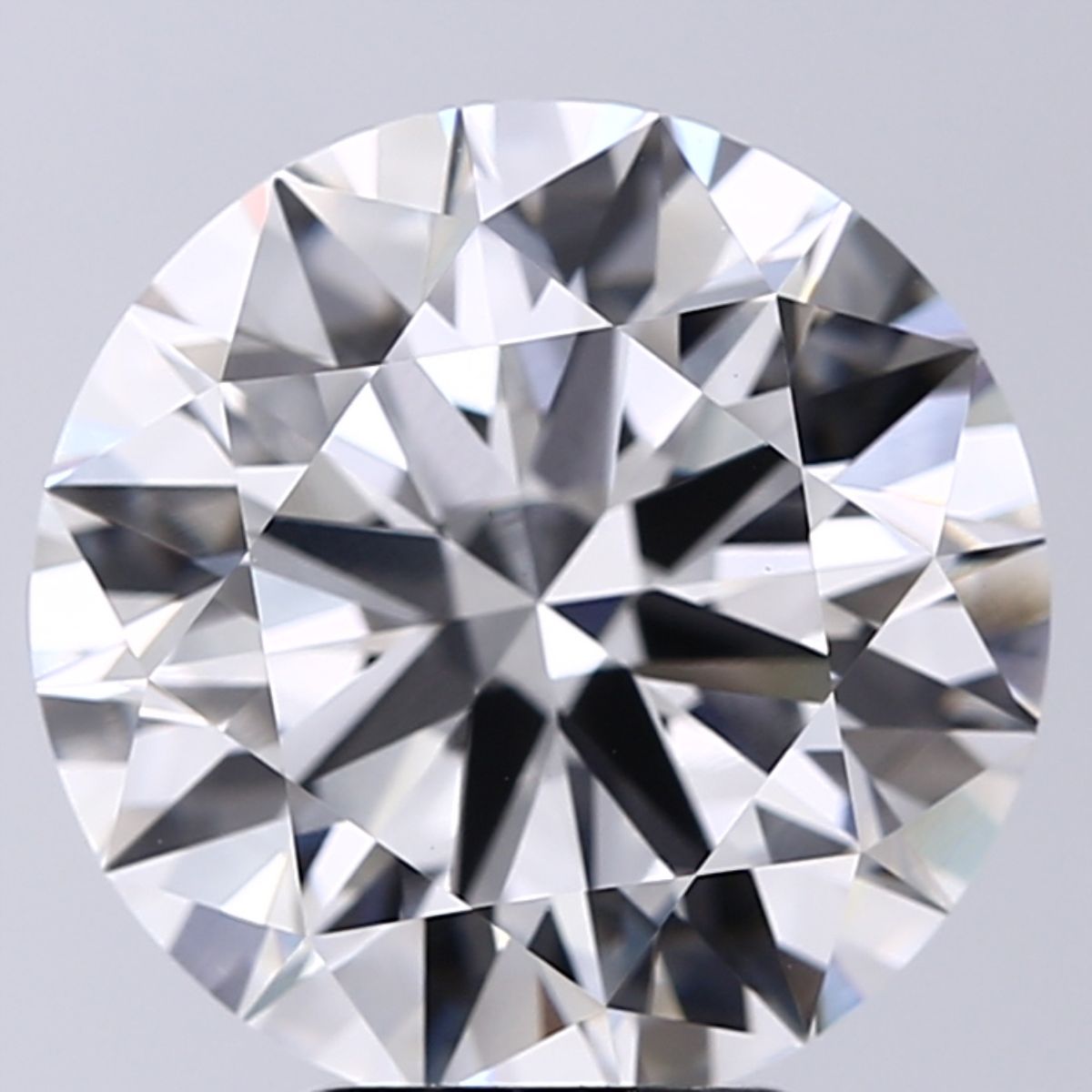 5.53 ct. round Lab Grown Diamond front image
