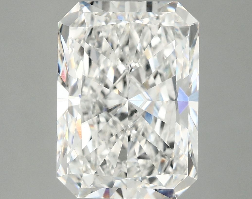 5.01 ct. radiant Lab Grown Diamond front image