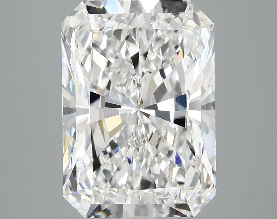 4.17 ct. radiant Lab Grown Diamond front image