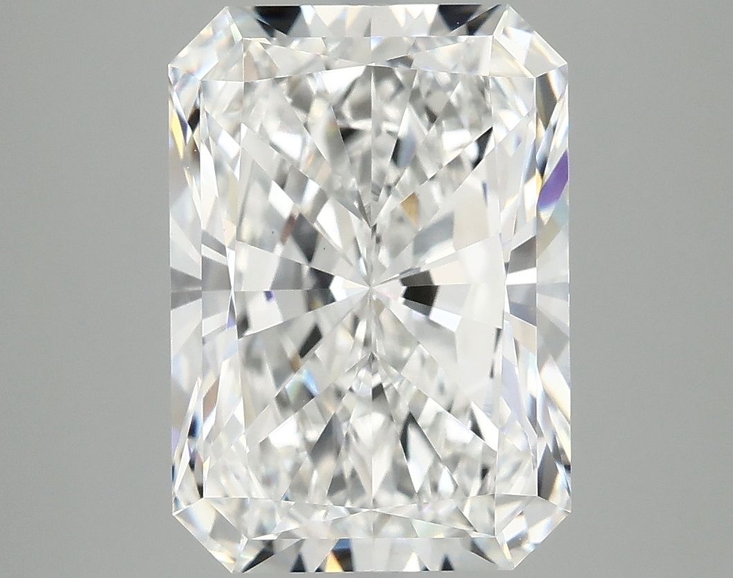 5.04 ct. radiant Lab Grown Diamond front image