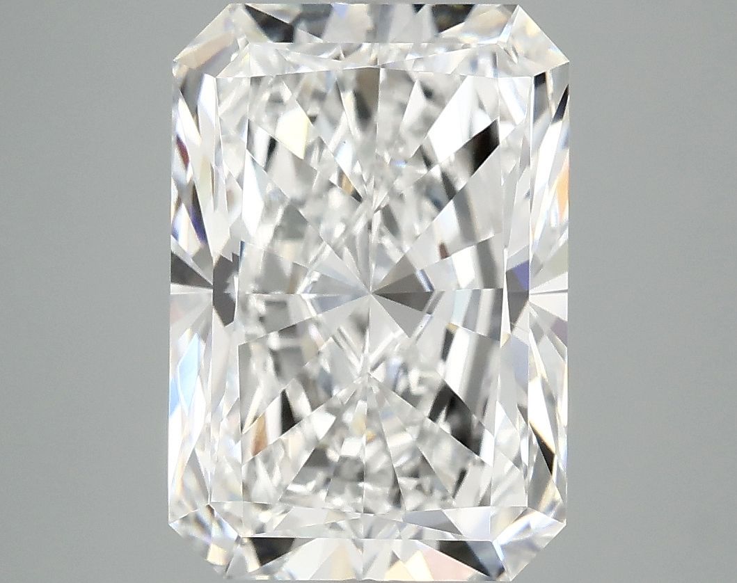 4.90 ct. radiant Lab Grown Diamond front image