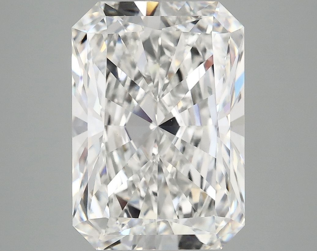 5.05 ct. radiant Lab Grown Diamond front image
