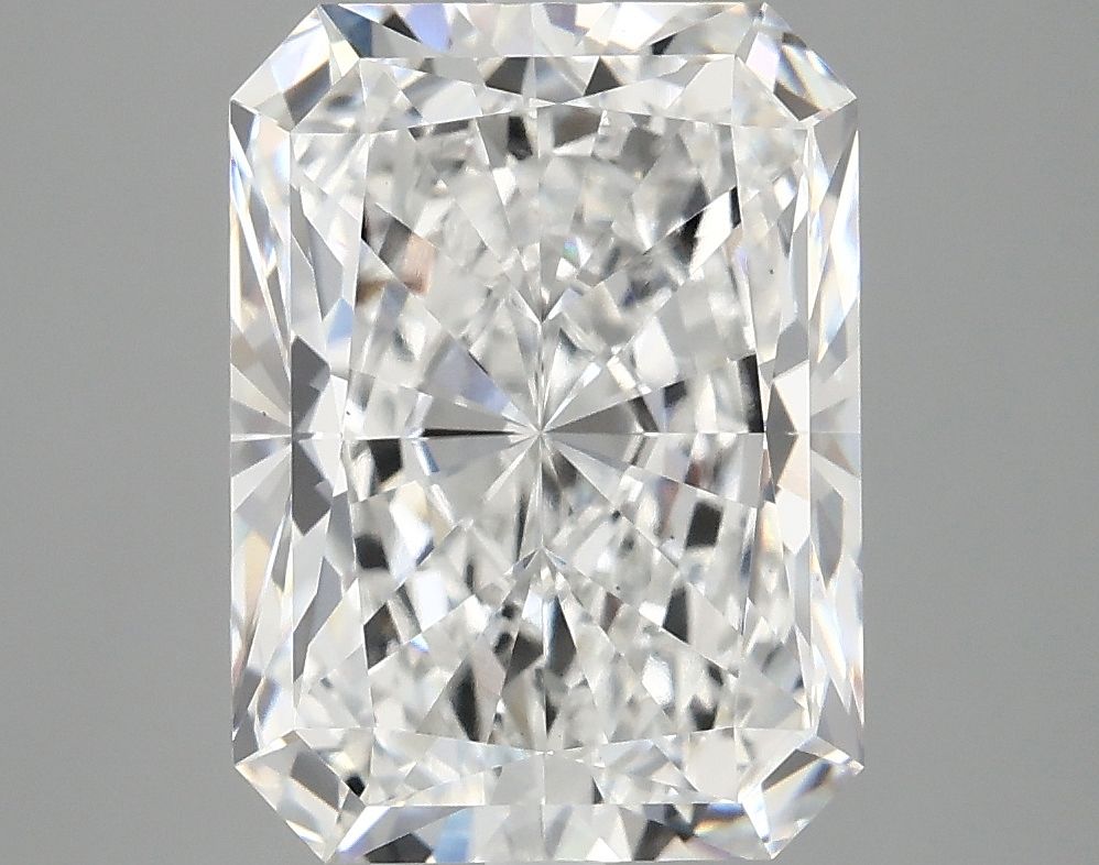 4.87 ct. radiant Lab Grown Diamond front image