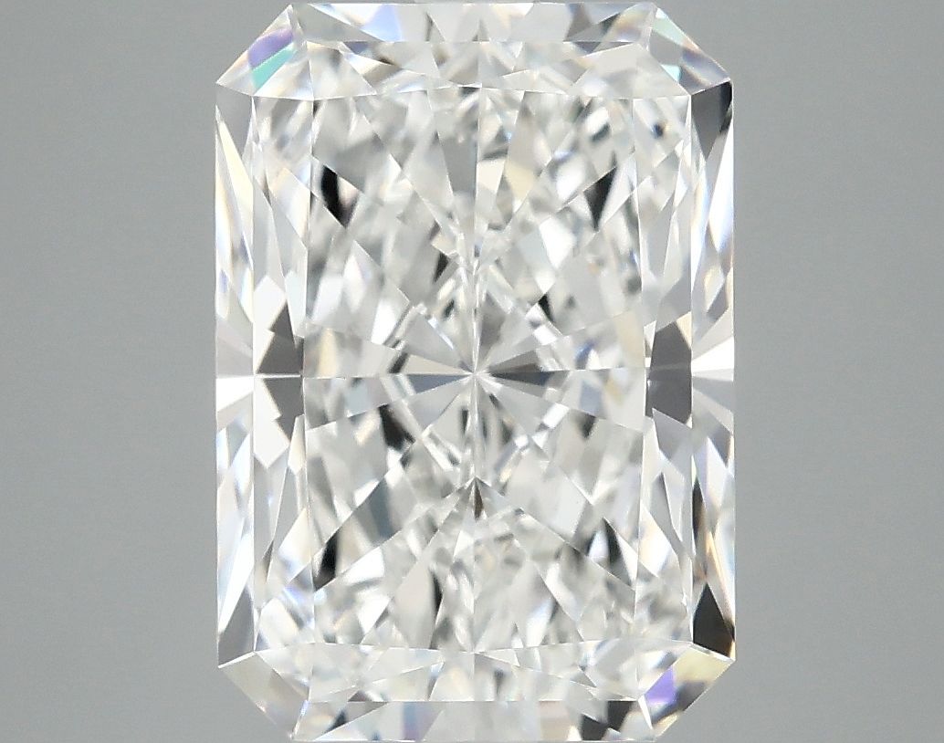 5.07 ct. radiant Lab Grown Diamond front image