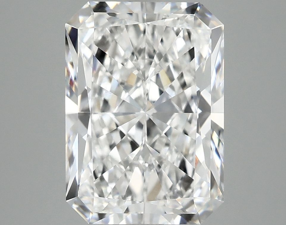 3.90 ct. radiant Lab Grown Diamond front image