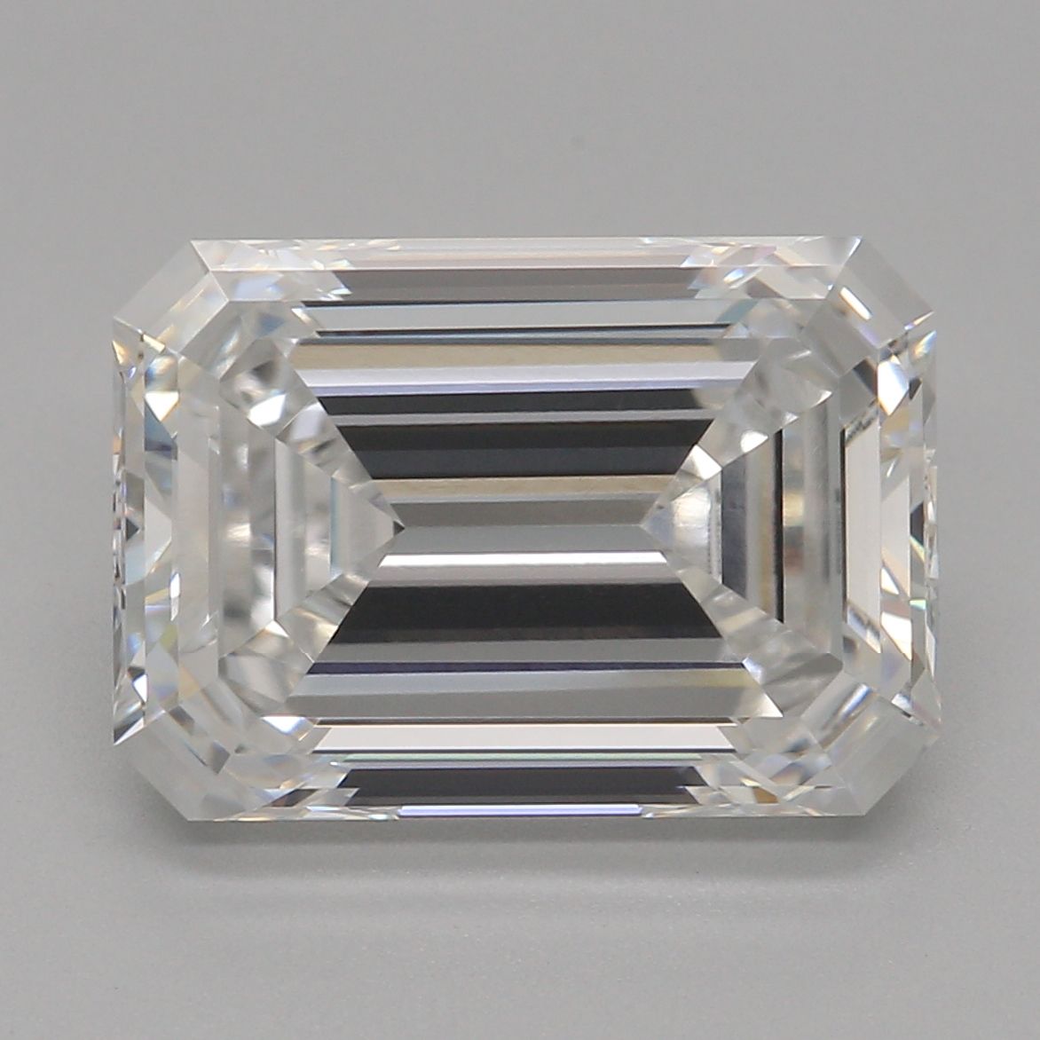 3.55 ct. emerald Lab Grown Diamond front image