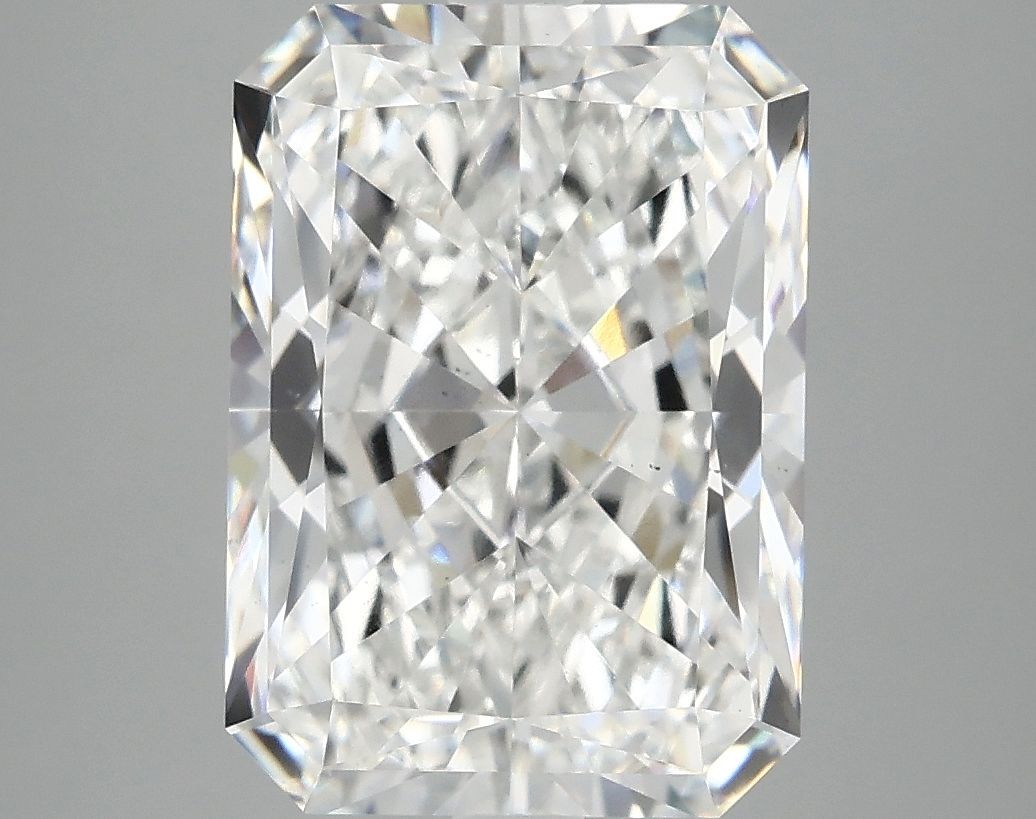 5.08 ct. radiant Lab Grown Diamond front image