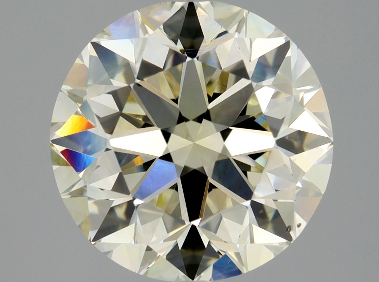 3.01 Carat Round Diamond M VS2