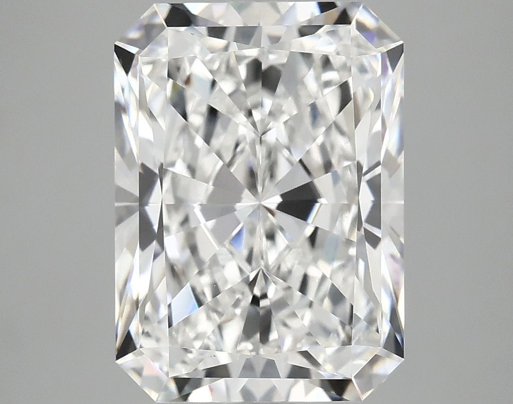 4.99 ct. radiant Lab Grown Diamond front image