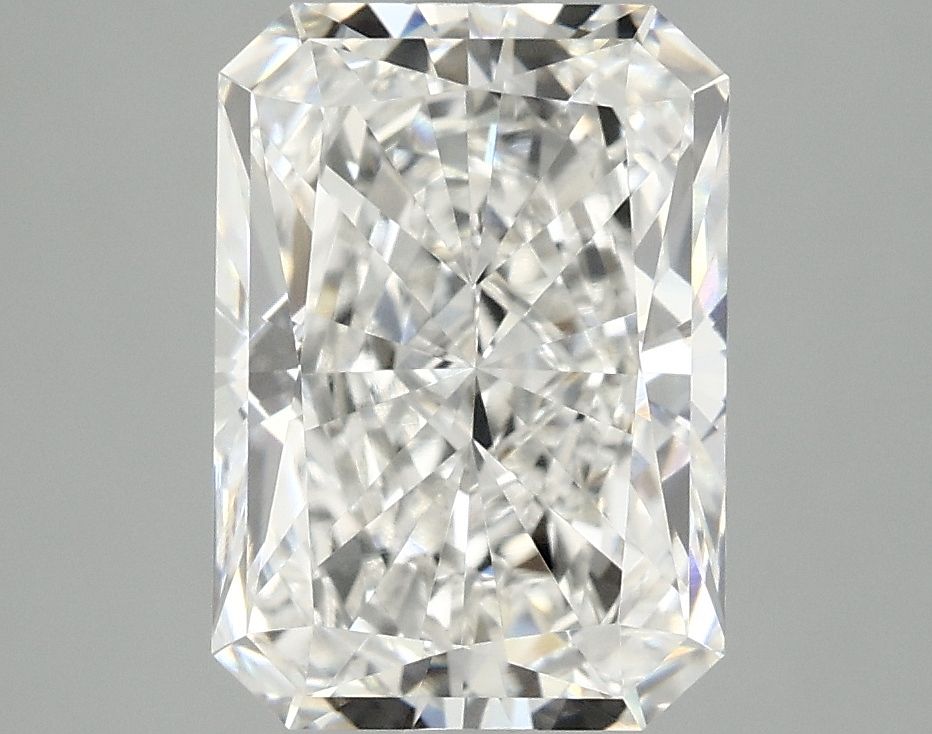 3.08 ct. radiant Lab Grown Diamond front image