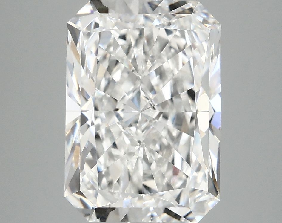 4.03 ct. radiant Lab Grown Diamond front image