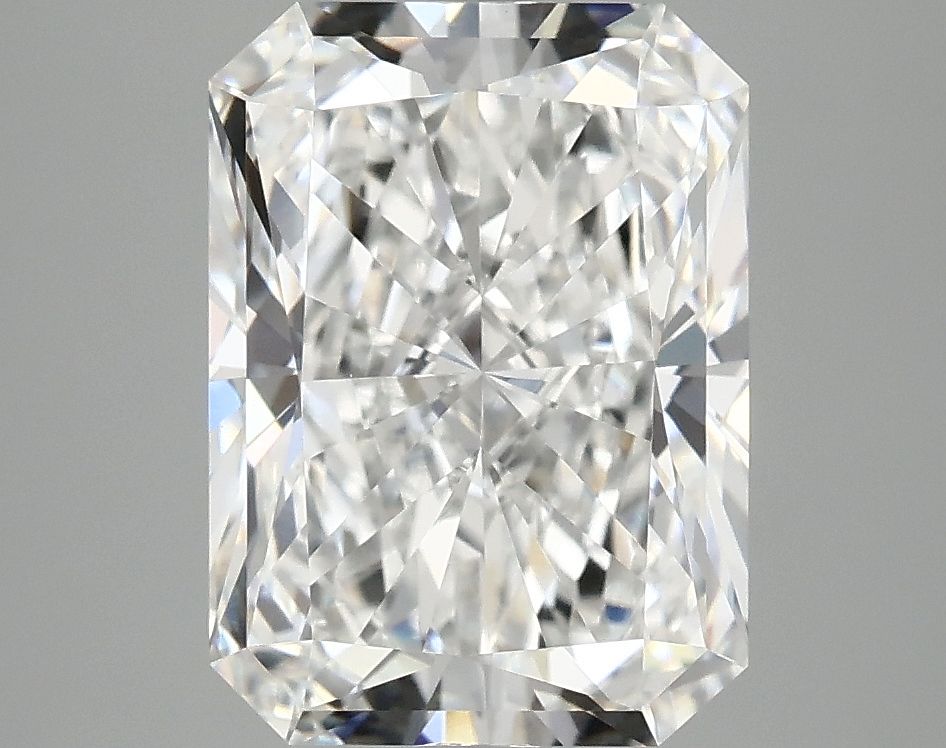 4.05 ct. radiant Lab Grown Diamond front image