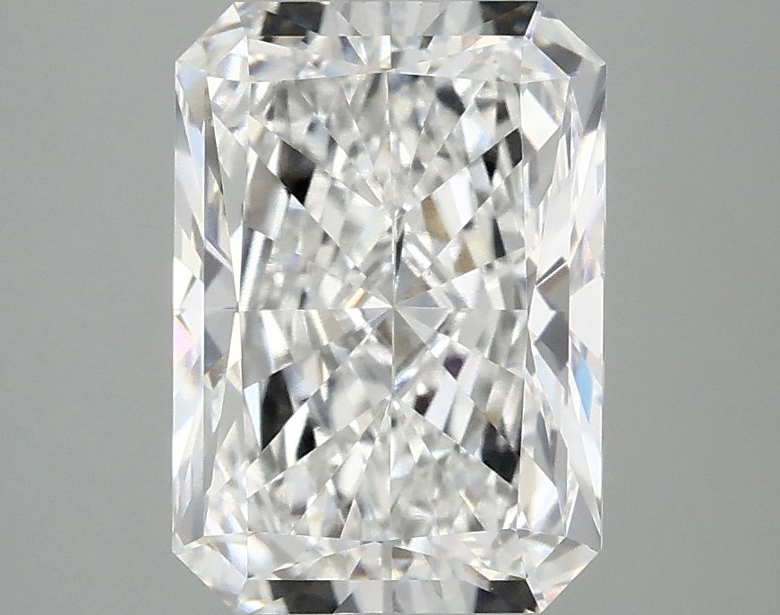 3.08 ct. radiant Lab Grown Diamond front image