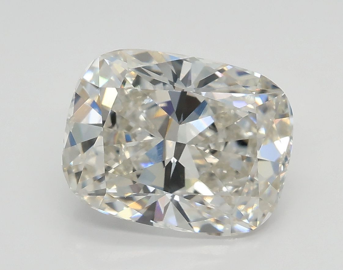 3.03 ct Cushion Modified diamond