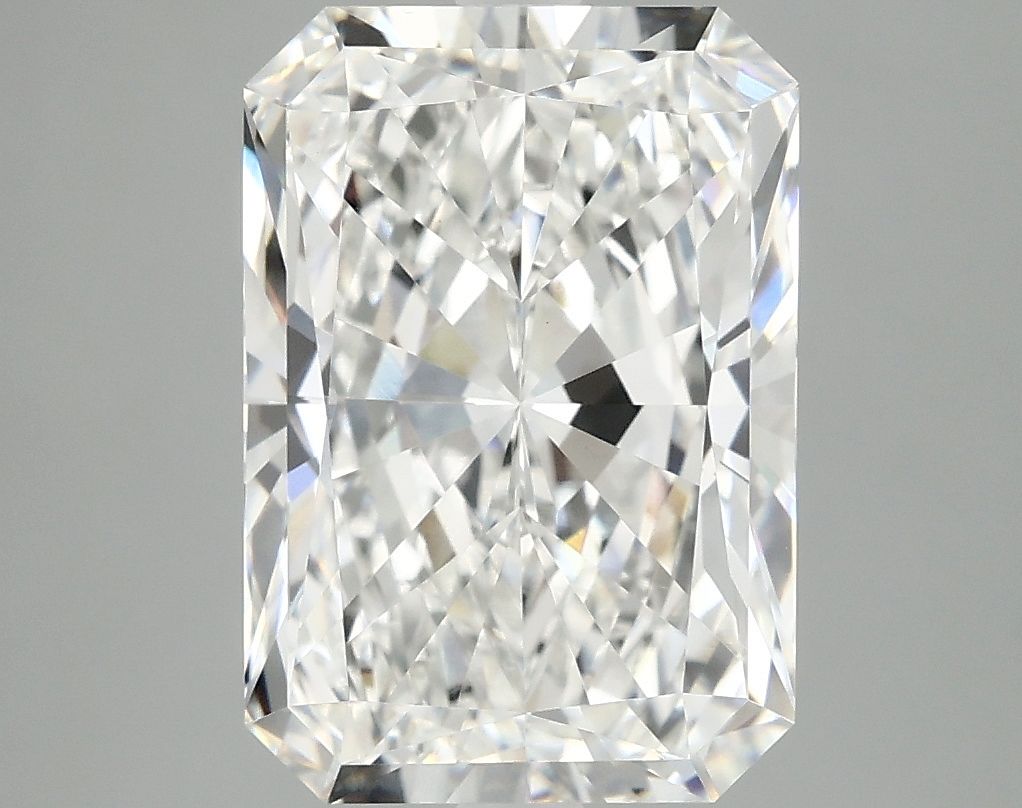 4.91 ct. radiant Lab Grown Diamond front image